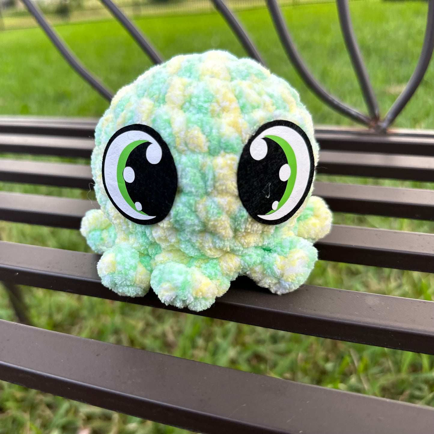 Baby Octopus (RTS) - Lemon Lime w/ green eyes